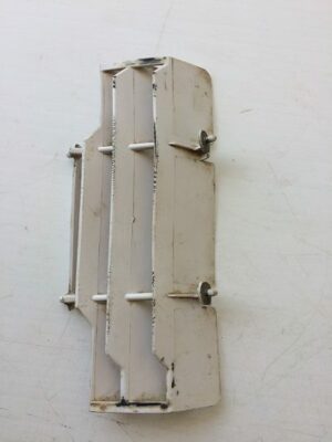 grille de radiateur gauche wrz yz 1995