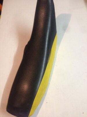 selle (housse a refaire) 250 rm 1998