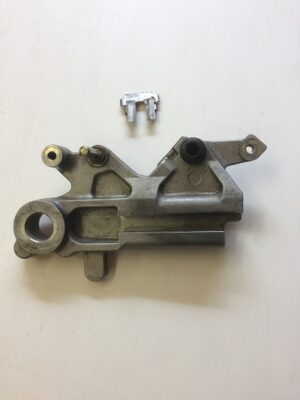 support d'etrier arriere wrz yz 1995