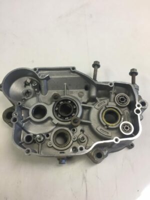 carter moteur droit 250 kx 1999