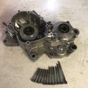 carter moteur gauche 125 yz