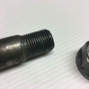 axe de roue arrière 20 mm 125 cr 1985 – Image 2