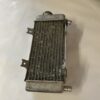 radiateur droit sans bouchon 250 crf – Image 3
