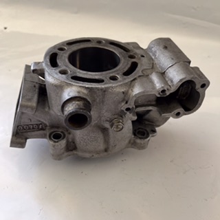 cylindre usagé à refaire traiter Kawasaki 80 kx