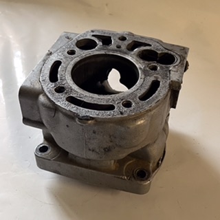 cylindre usagé à refaire traiter Yamaha 125 TDR