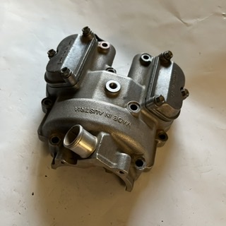 couvre culasse avec culbuteur 400 exc 2002/2004