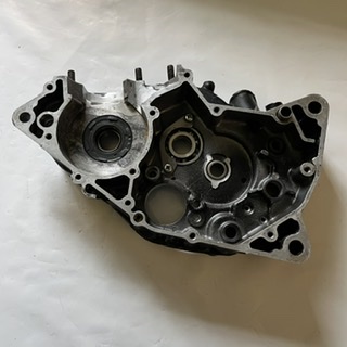 carter moteur droit 125 TS