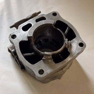 cylindre usagé à refaire traiter Yamaha 125 TDR – Image 5