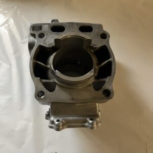 cylindre usagé à refaire traiter Suzuki 250 rm 1998 – Image 2