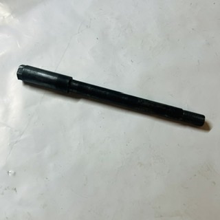axe de roue avant 125 rm 1982/1983