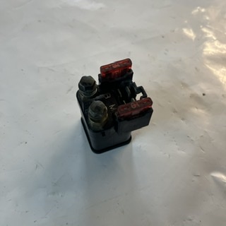 contacteur de démarreur 450 wrf 2003