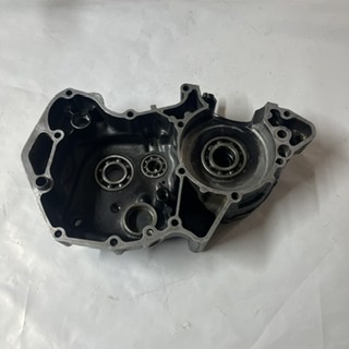 carter moteur gauche 125 rm 1982-1983