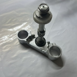T de fourche inférieur 125 gas gas