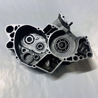 carter moteur gauche 125 rm 1993