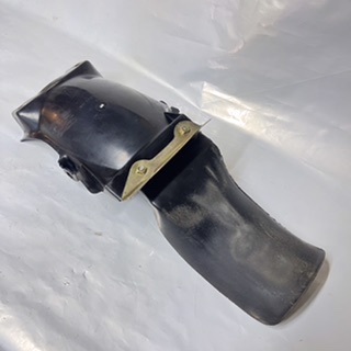 plastique de boîte à air + bavette 125 rm 1993