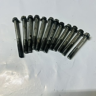 vis carter moteur central 125 rm 1993