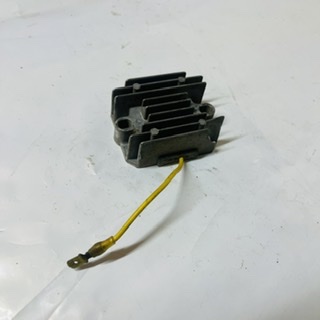 régulateur de tension 250 wr 1996