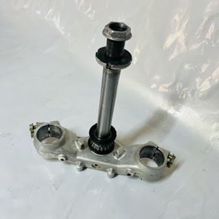 T de fourche inférieur 250 wr 1996