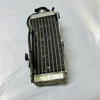 radiateur droit 250 wr 1996