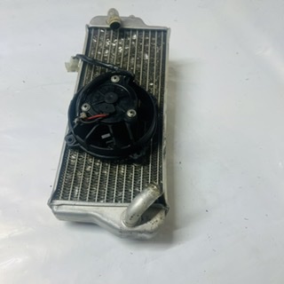 radiateur gauche + ventilateur 450 rmz 2012